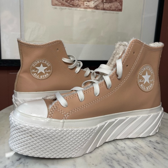 Convers Platform Sherpa Sneakers- NEW - Picture 7 of 14